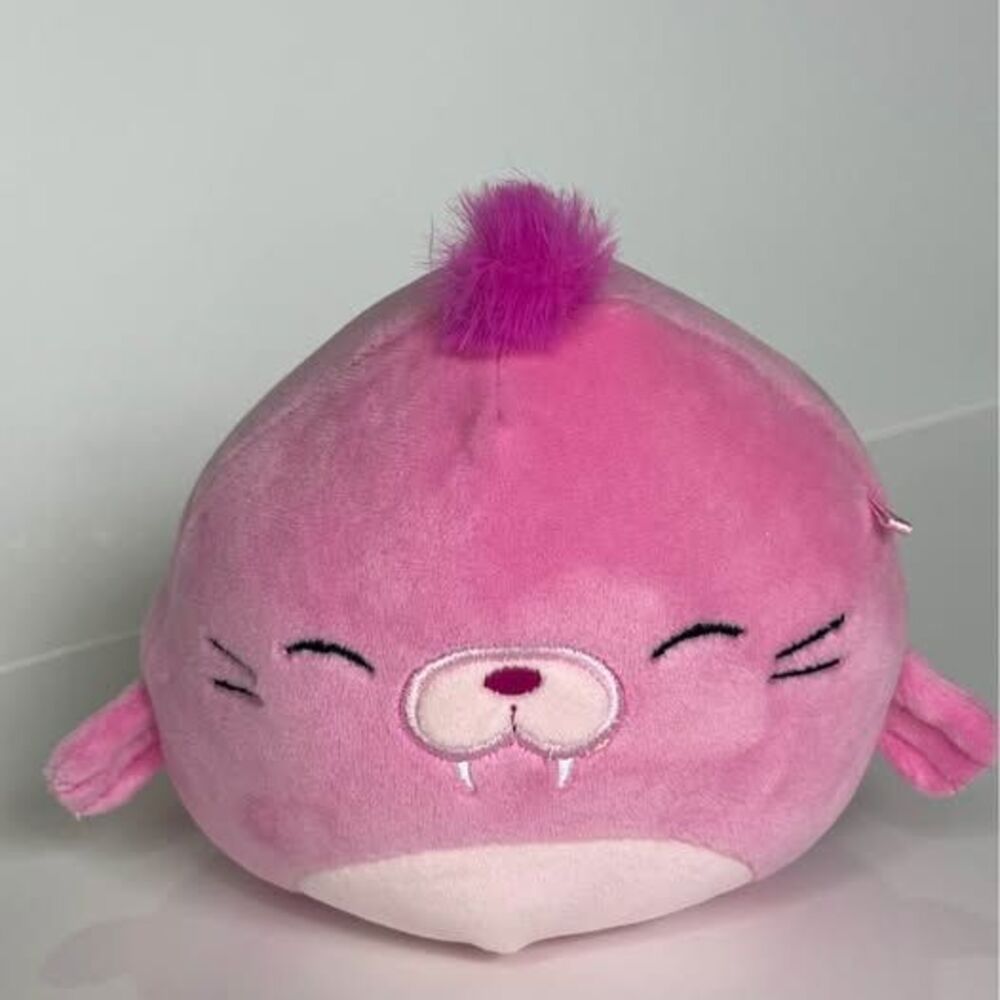 Squishmallows Jayla the Walrus Plush